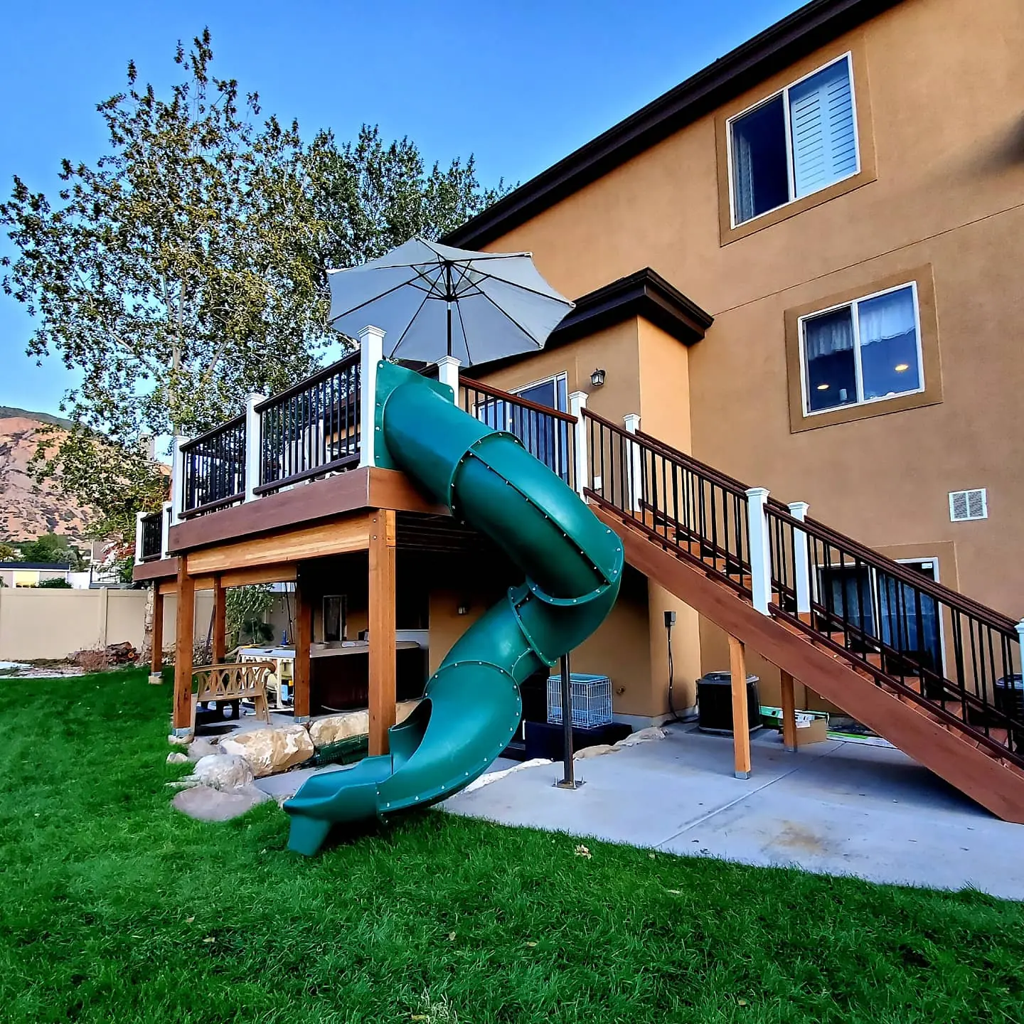 Adding a Slide to Your Deck